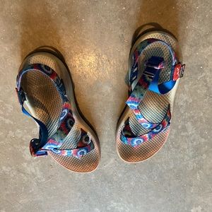 Chaco Womens 8 Blue Tie Dye Sandals CUTE